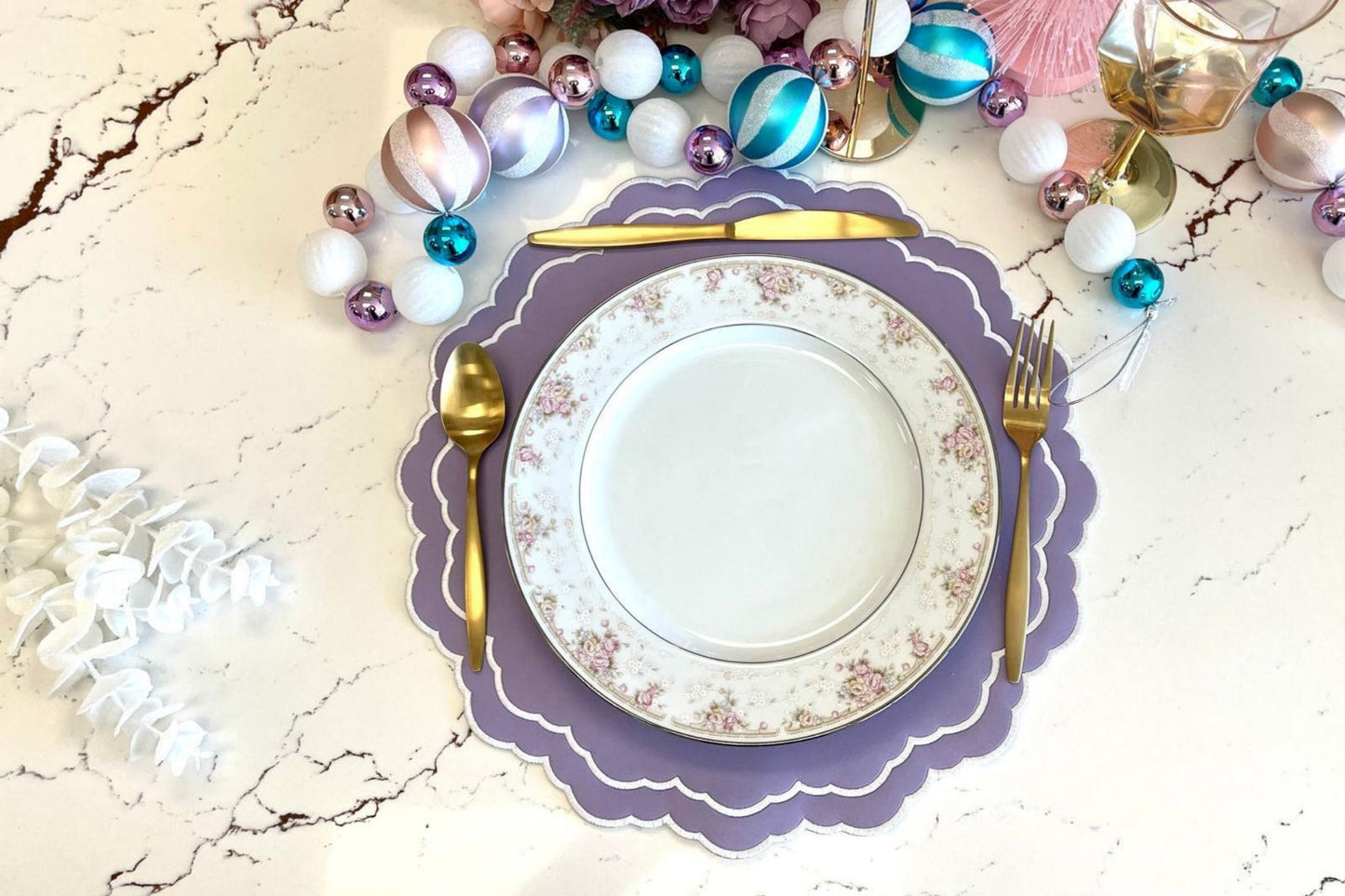 SCARLET PURPLE WHITE FAUX LEATHER PLACEMAT