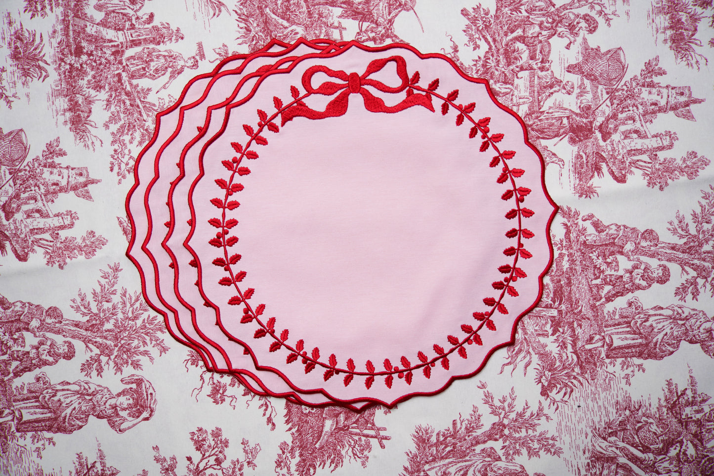 CHAMPAGNE PINK RED TRIM FABRIC PLACEMAT