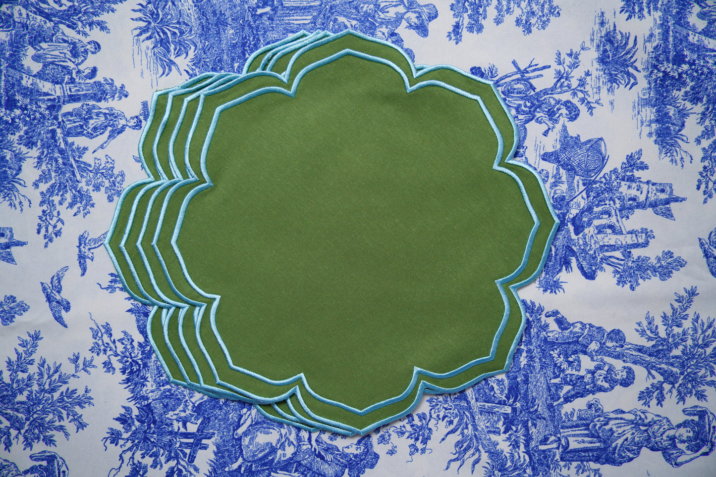 LUMERA GREEN BLUE TRIM FABRIC PLACEMAT
