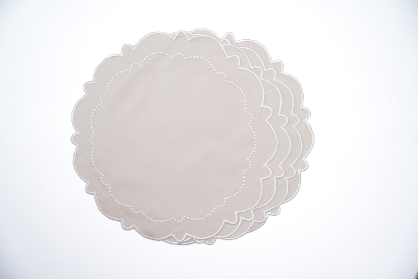 HARMONY CREAM WHITE TRIM FABRIC PLACEMAT