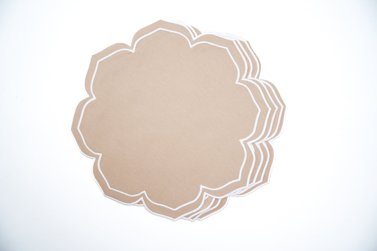 LUMERA BEIGE WHITE TRIM FABRIC PLACEMAT