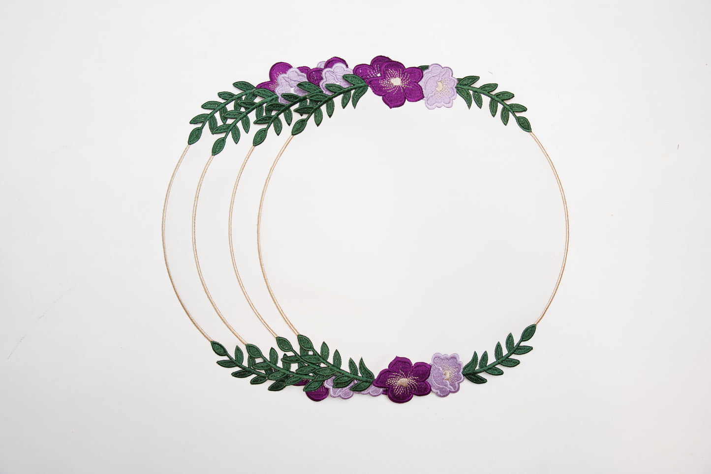 JASMINE WHITE FAUX LEATHER PLACEMAT