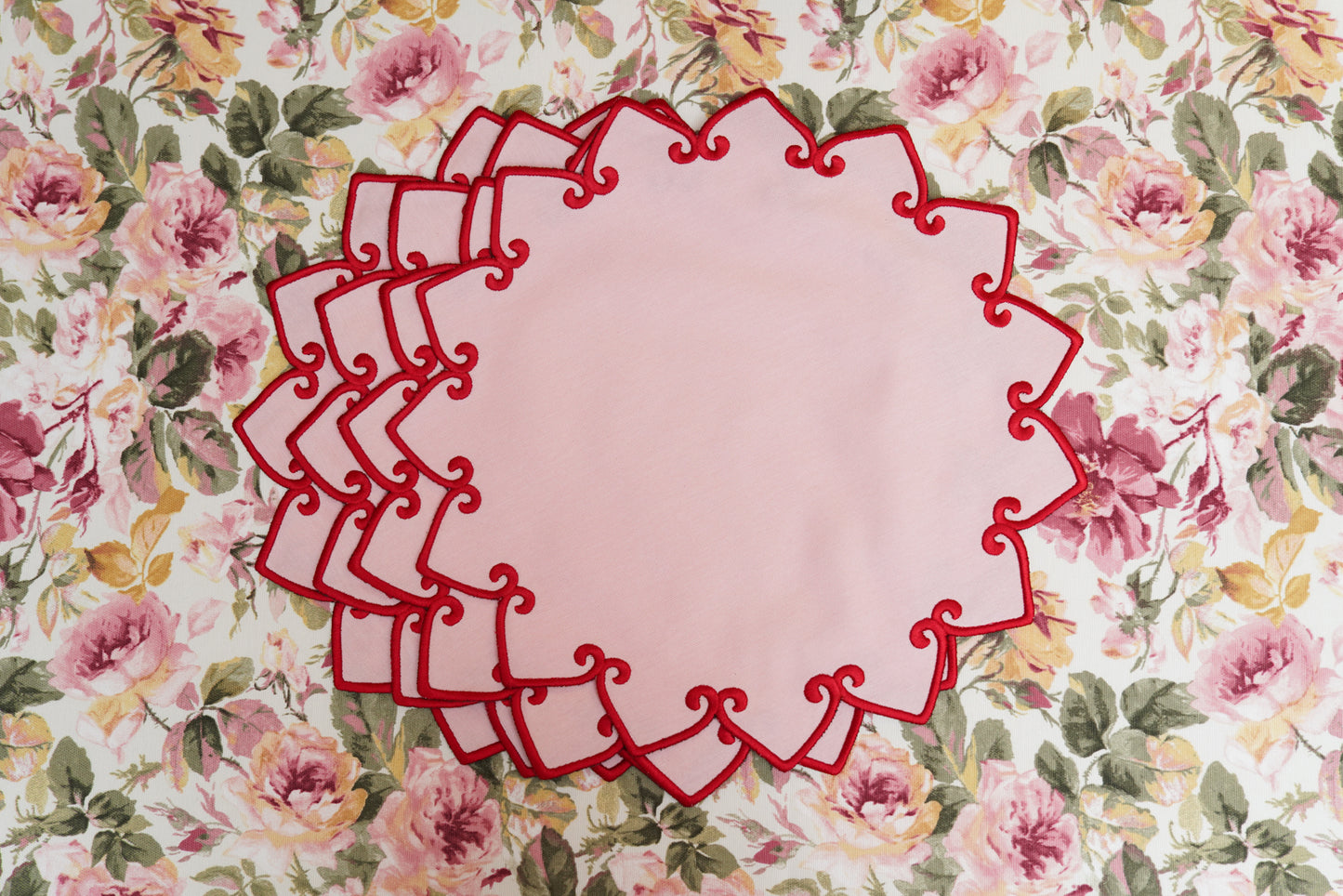 ASHBURY PINK RED TRIM FABRIC PLACEMAT