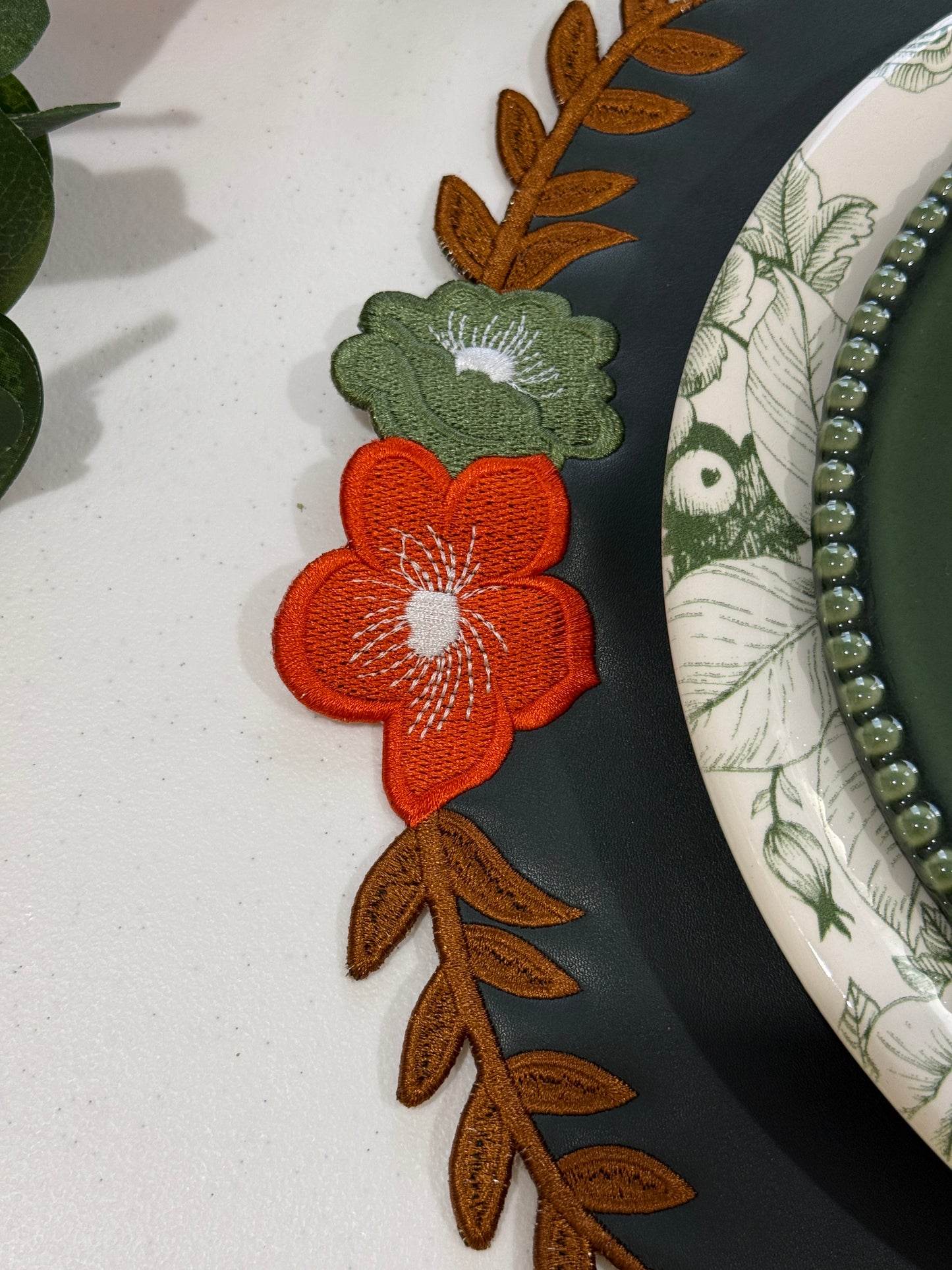 JASMINE DARK GREEN FAUX LEATHER PLACEMAT