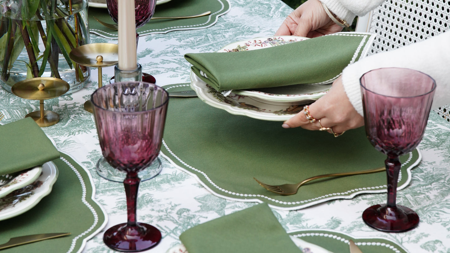 MIRELI GREEN WHITE TRIM FABRIC PLACEMAT NAPKIN SET