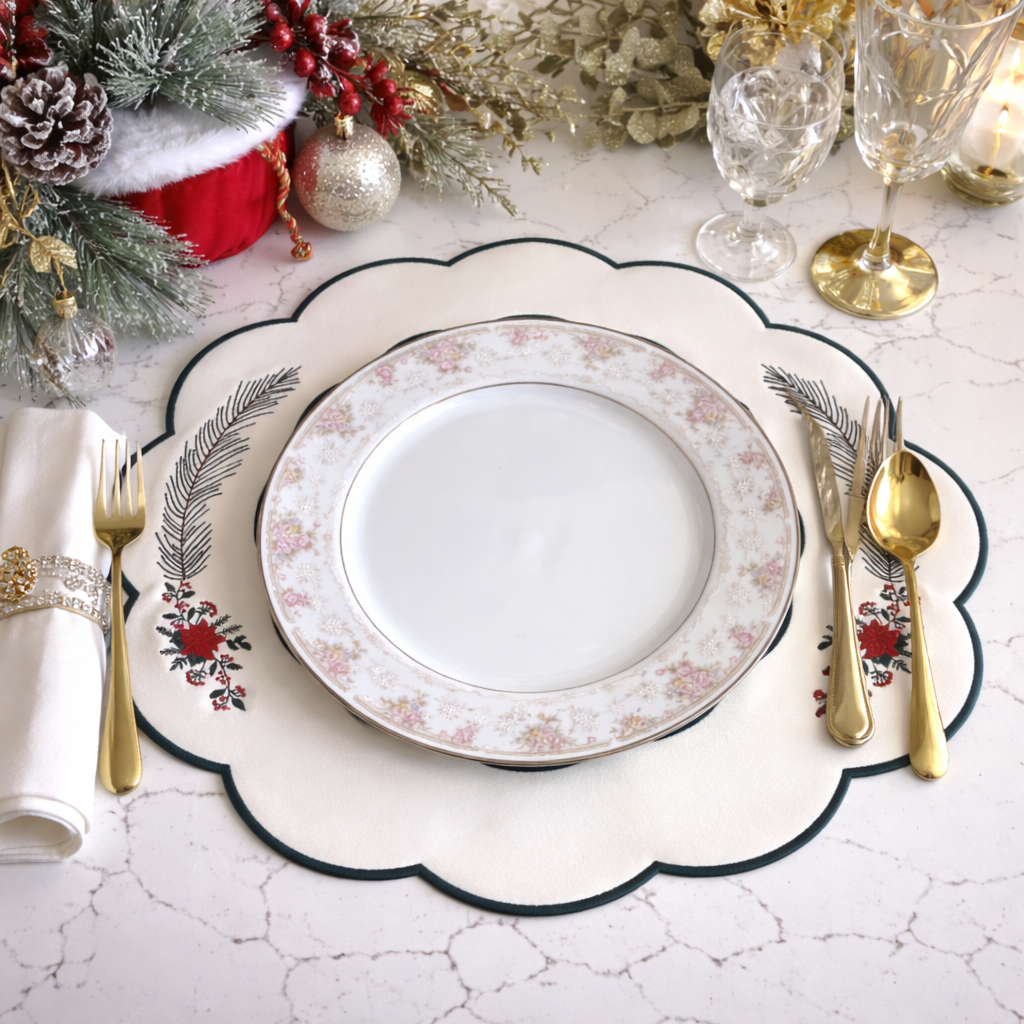 ZENITH WHITE POINSETTIA FAUX LEATHER PLACEMAT