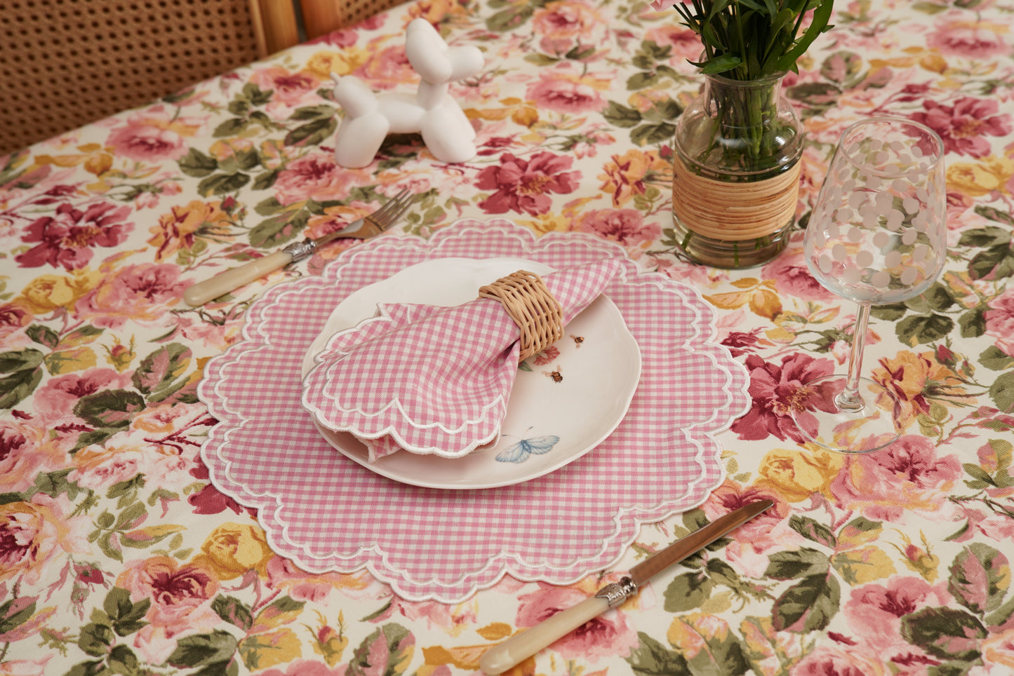 MAGNOLIA GINGHAM PINK WHITE TRIM FABRIC PLACEMAT NAPKIN SET