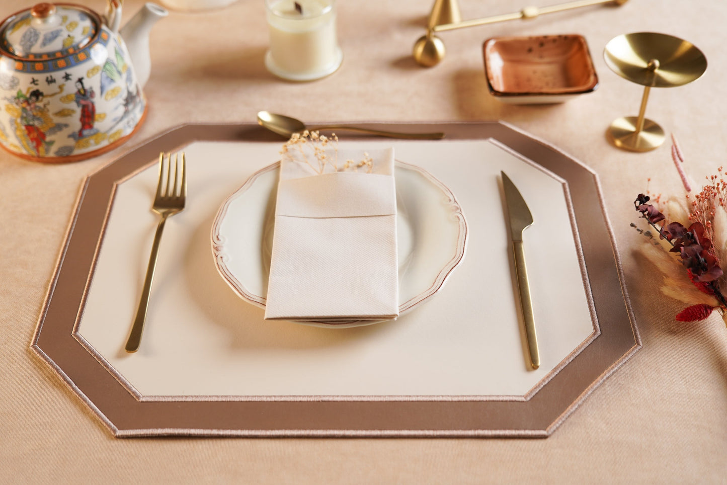 AGLOW WHITE LIGHT BROWN FAUX LEATHER PLACEMAT