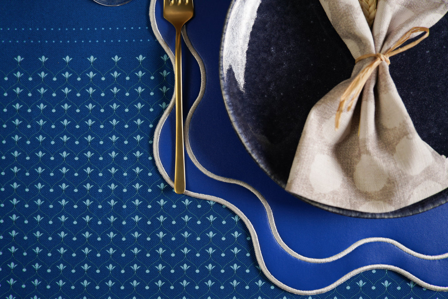 HAVEN BLUE FAUX LEATHER PLACEMAT