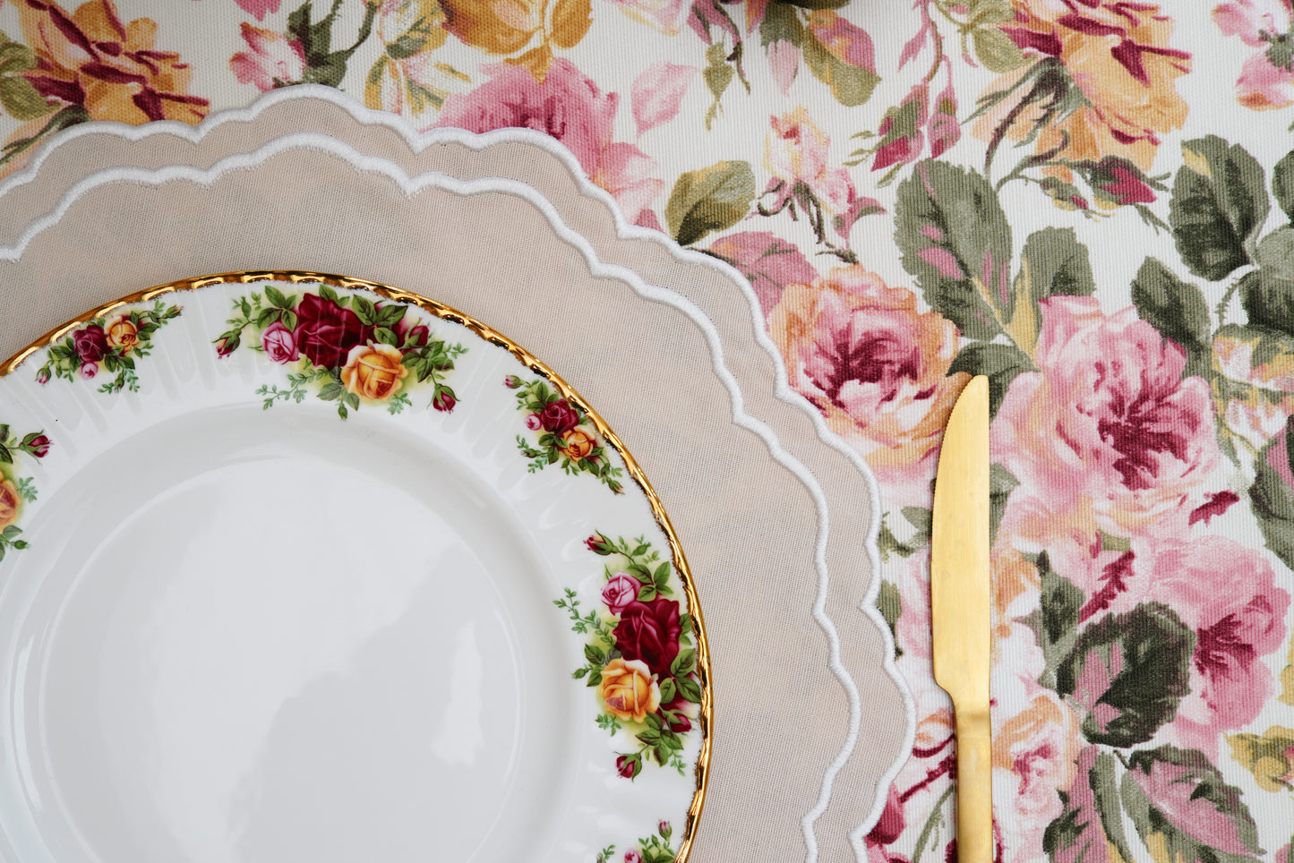 GRATITUDE BEIGE FABRIC WHITE TRIM PLACEMAT