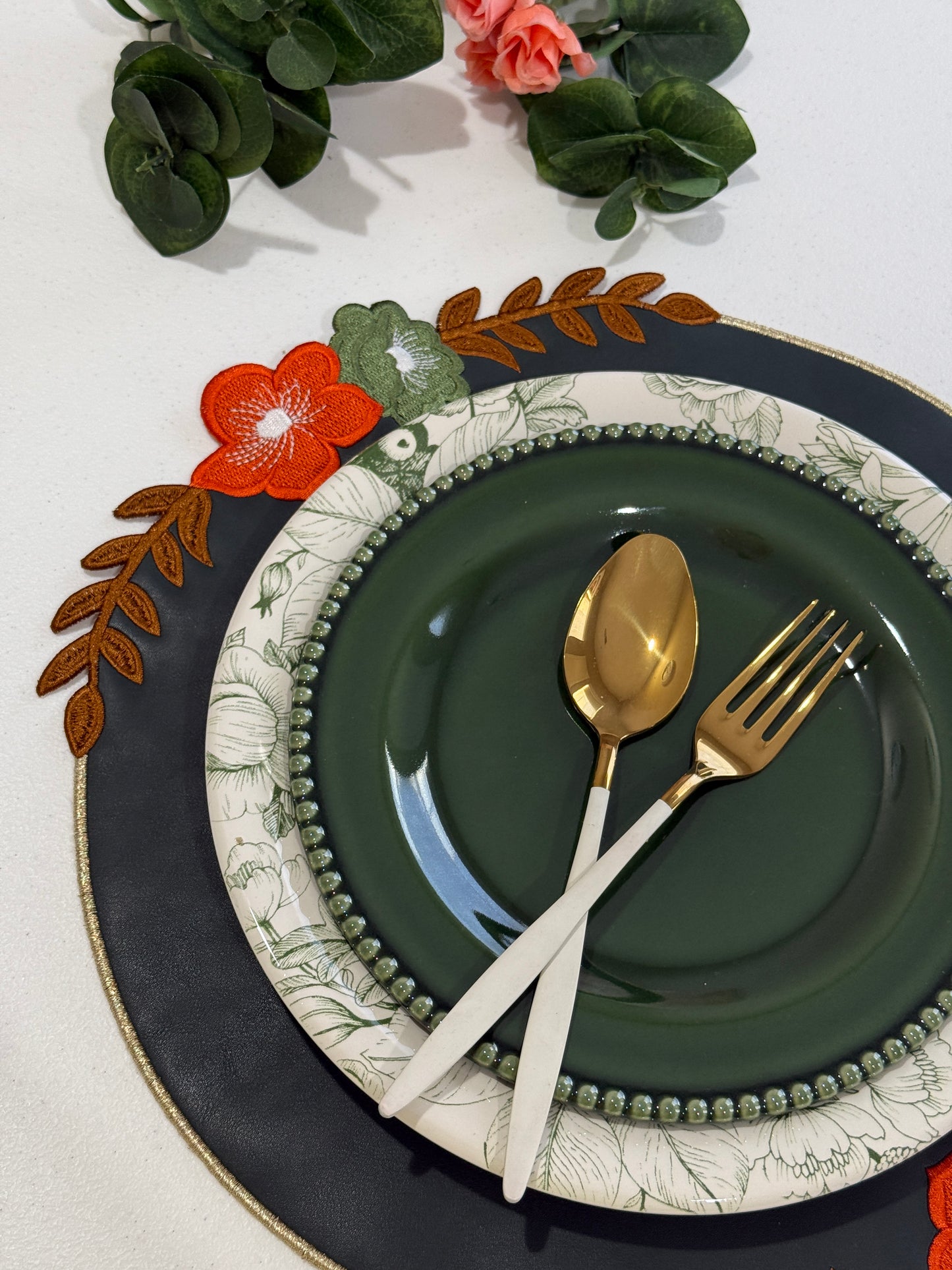 JASMINE DARK GREEN FAUX LEATHER PLACEMAT